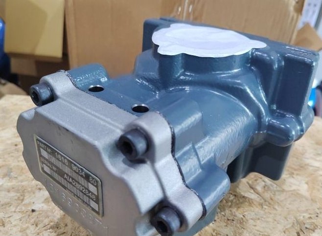 Air End STAGE C106 OMCO 1616714601 Parts picture