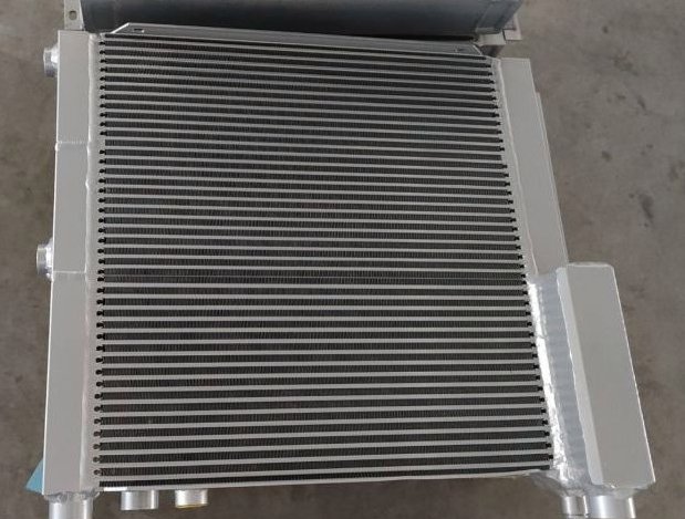 Product Image – Atlas Copco Cooler 1621279600