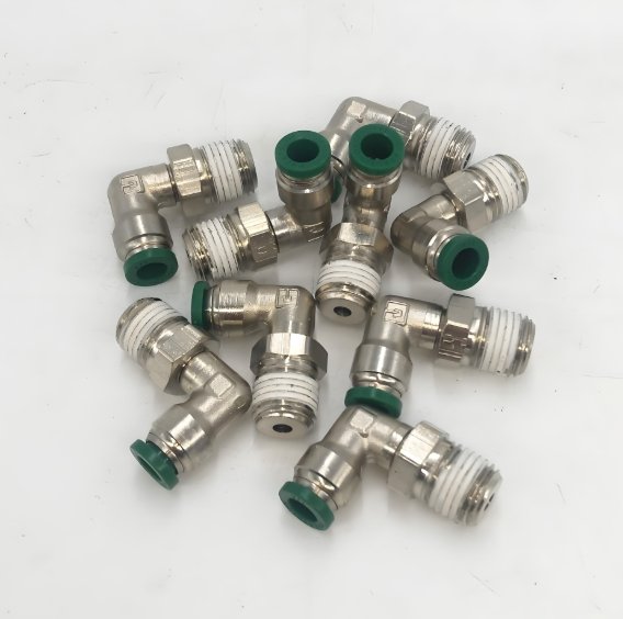 Side view – Ingersoll Rand Straight Connector 22m