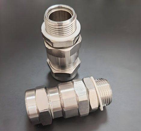 Zoom view – sealing edge of 38332664